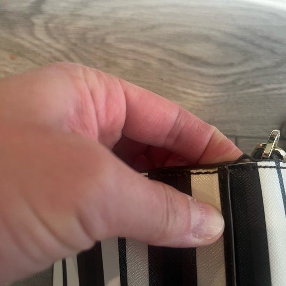 Tory Burch Crossbody Chained Wallet Purse - Picture 4 of 8